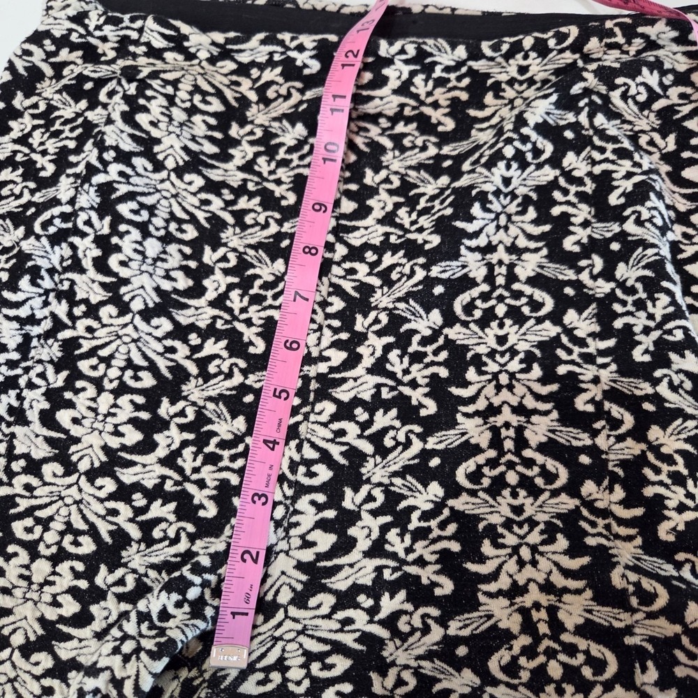Anthropologie Damask Print Pants‎ High-Rise Flare Stretch Medium Black White - Picture 9 of 13
